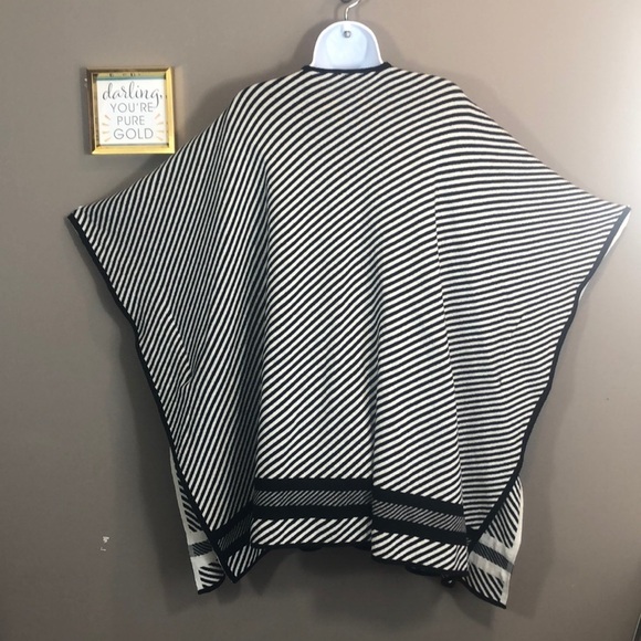 Lane Bryant Strip Open Front Shawl Wrap Oversize OS - Picture 2 of 6